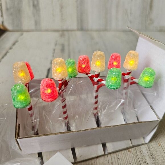 Dept 56 52966 gumdrop Street lamp New village candy Xmas light up decor vintage - Picture 2 of 4